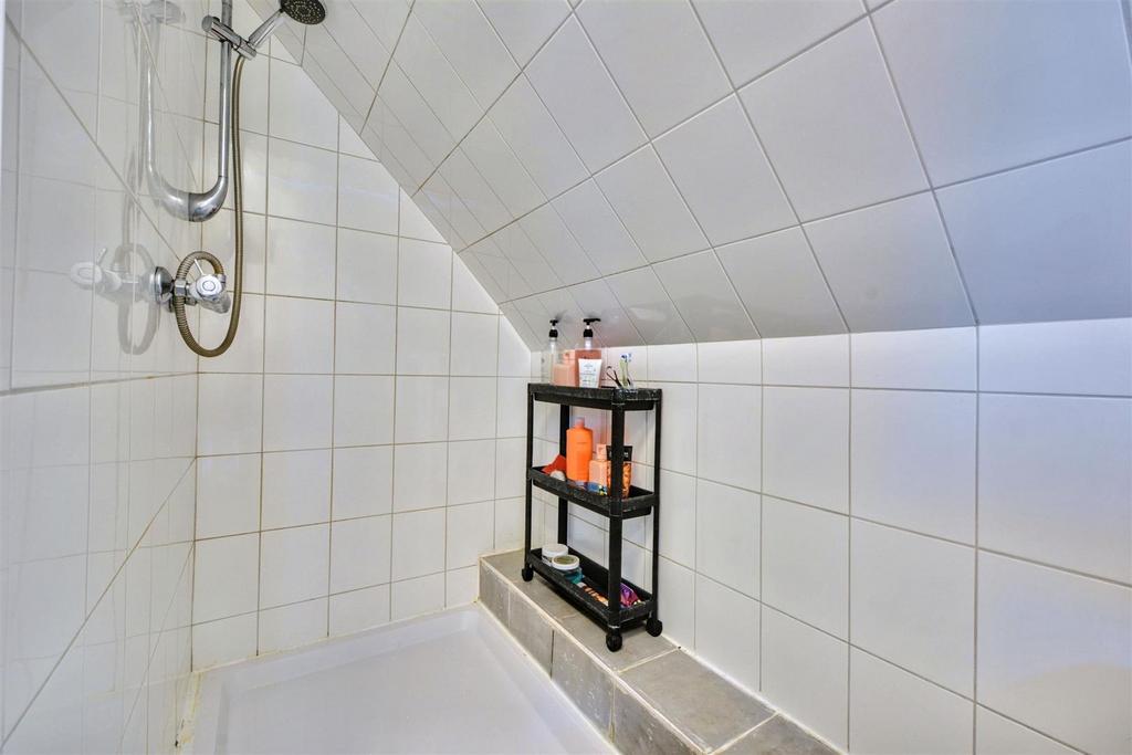 En Suite 2.jpeg