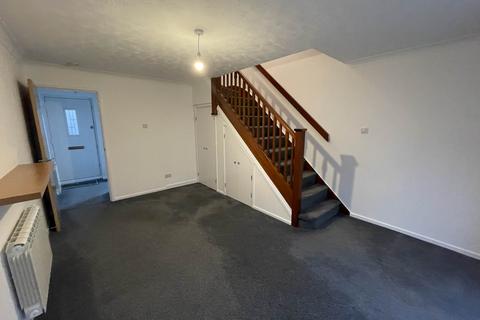 2 bedroom semi-detached house to rent, Warren Way, Barnham