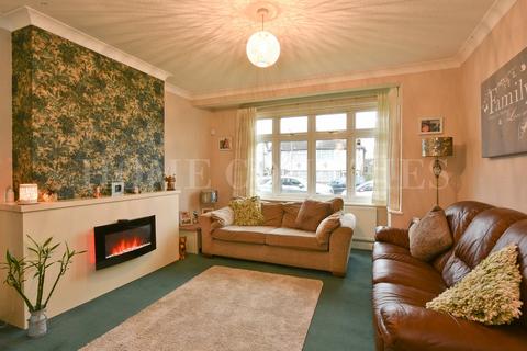 3 bedroom semi-detached house for sale, Leeside, Barnet, EN5