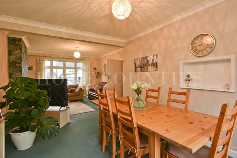 3 bedroom semi-detached house for sale, Leeside, Barnet, EN5