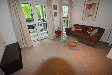 1 bedroom flat to rent, Tomlinson Street, Manchester M15