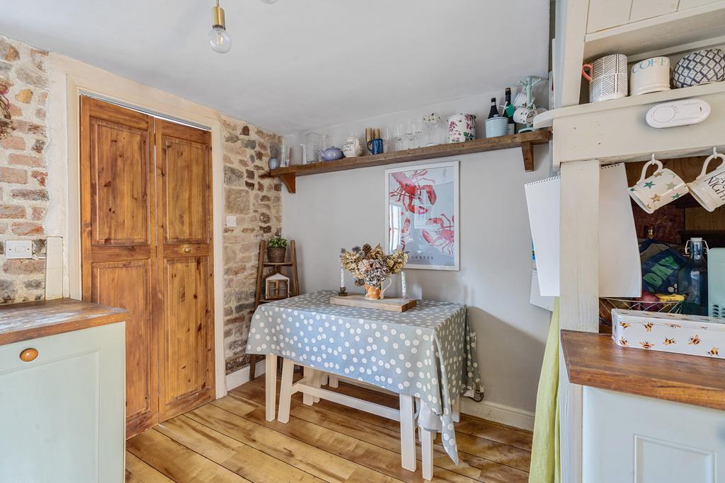 Kitchen / Breakfast Room