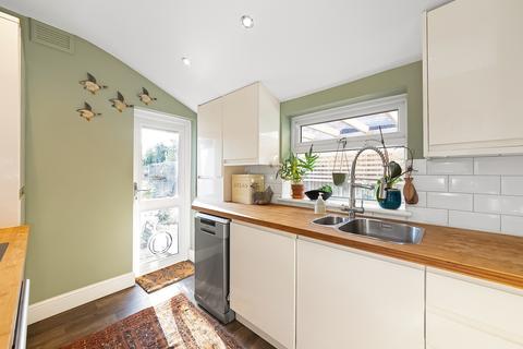 40 The Slade, London, SE18 2NB