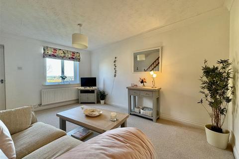 19 Blacksmiths Fold, Almondbury, Huddersfield, HD5 8XH