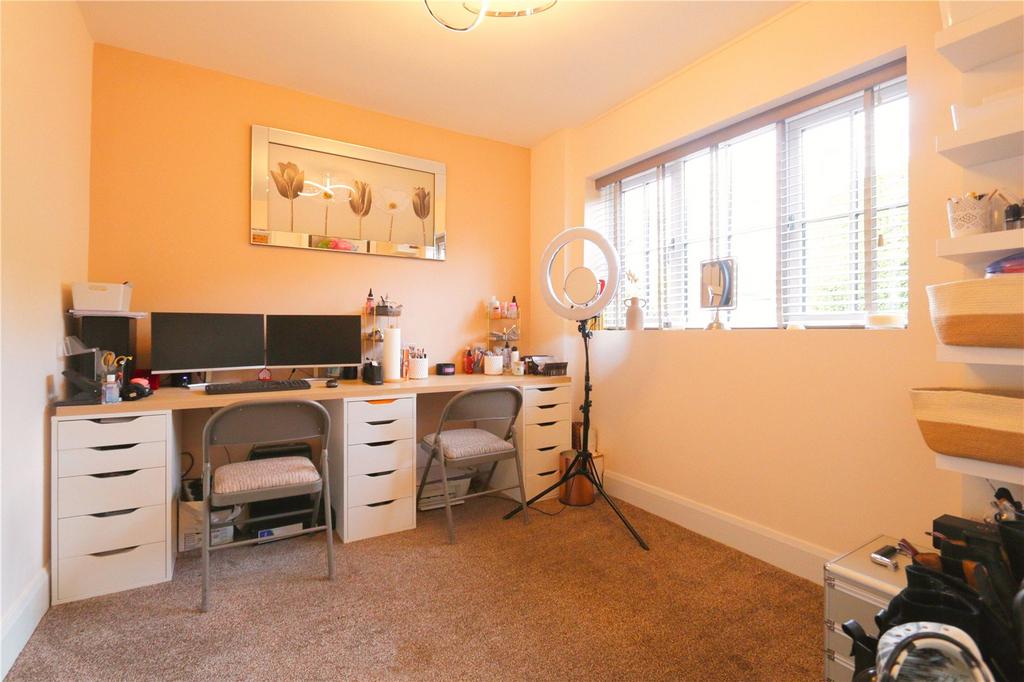 Office/Bedroom 5