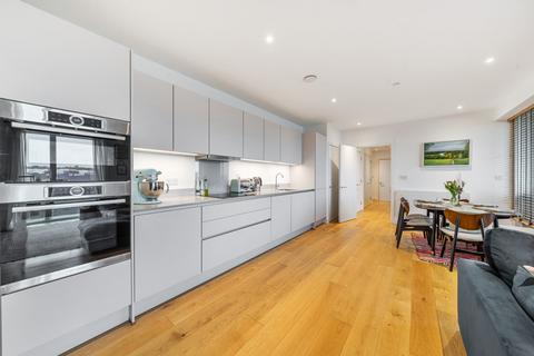 2 bedroom apartment for sale, Trathen Square, London