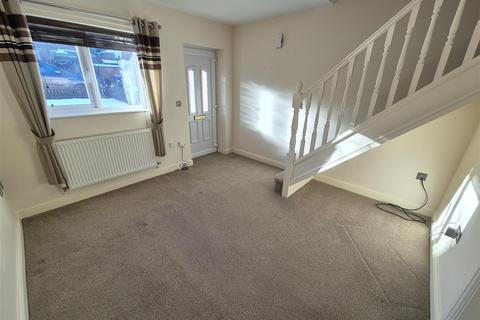 2 bedroom semi-detached house to rent, Oaklands Park, Newtown