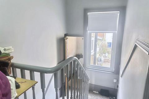 62 Beach Road, South Shields, NE33 2SA