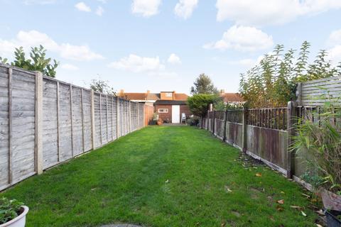 28 Meadow View, Sidcup, DA15 9BL