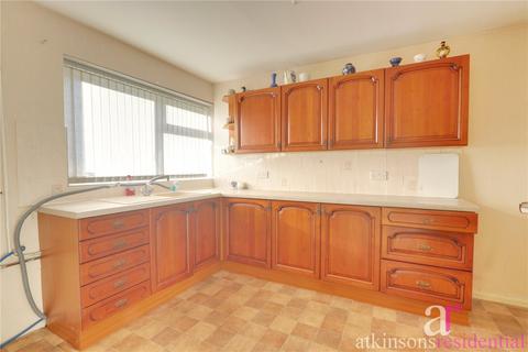 3 bedroom end of terrace house for sale, Youngmans Close, Enfield, Middlesex, EN2