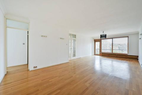 3 bedroom flat to rent, St Johns Avenue, Putney, London, SW15