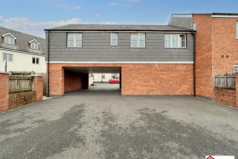 2 bedroom detached house for sale, Lle Crymlyn, Llandarcy, Neath. SA10 6FZ