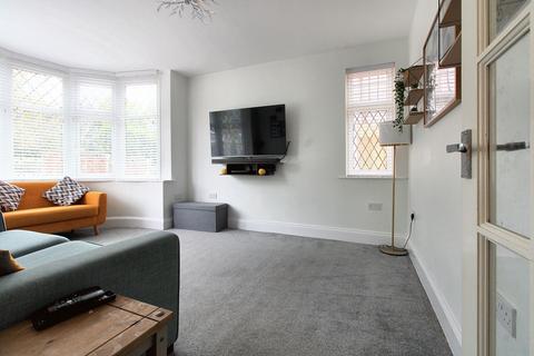 576 Allesley Old Road, Coventry, CV5 8GE