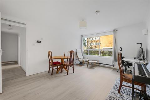 26 Homefield Park, Sutton, SM1 2AN