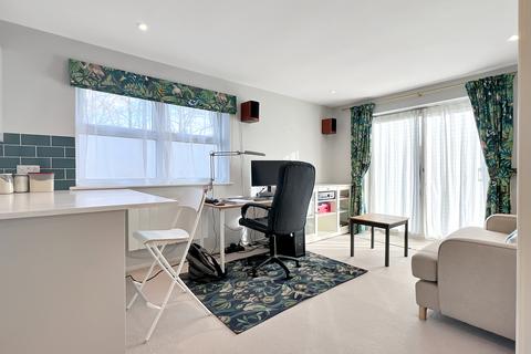 38 Blackthorn Close, Cambridge, CB4 1FZ