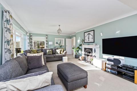 4 bedroom detached house for sale, Coastal Road, East Preston, BN16