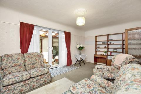 37 Culverhay, Ashtead, KT21 1PP