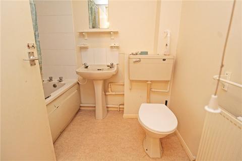 2 bedroom terraced house for sale, Petersham Close, Newport Pagnell, Buckinghamshire