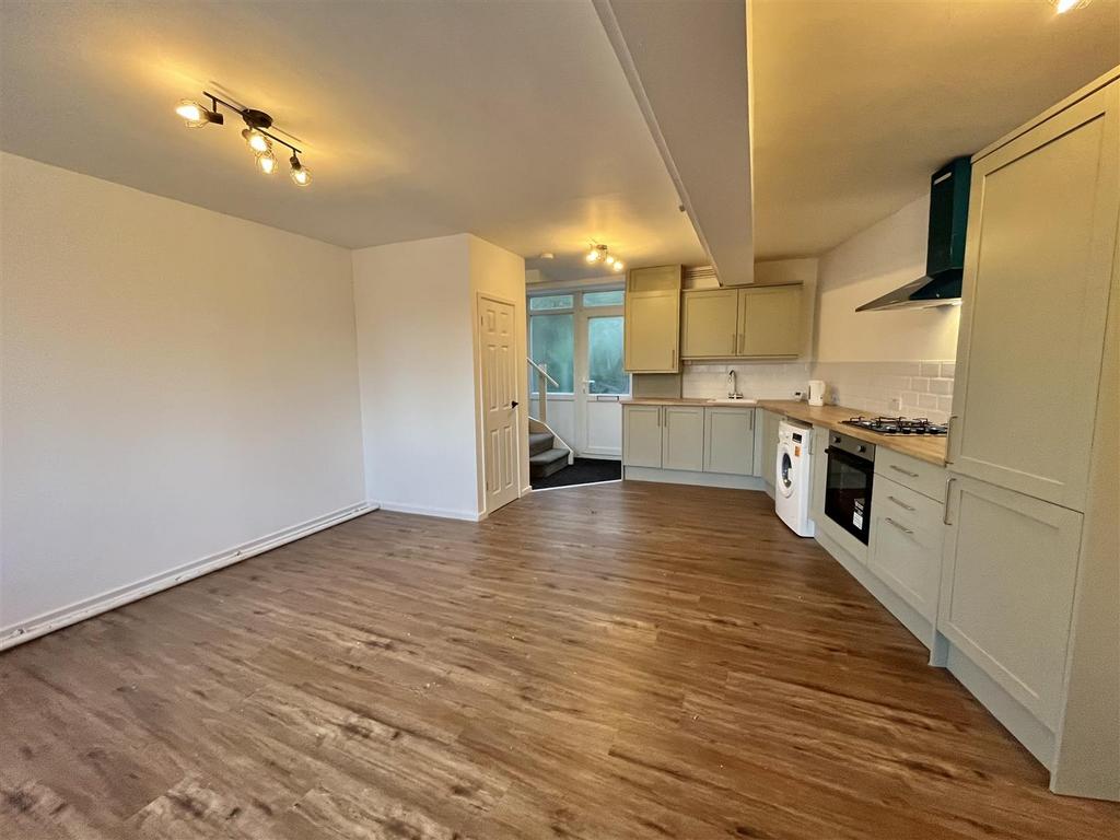 Open Plan Living Room &amp; Kitchen