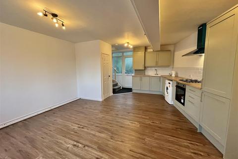 2 bedroom terraced house for sale, Dinting Vale, Glossop