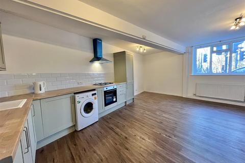 2 bedroom terraced house for sale, Dinting Vale, Glossop