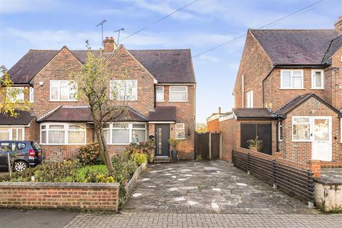 4 bedroom semi-detached house for sale, Burgess Avenue, Kingsbury