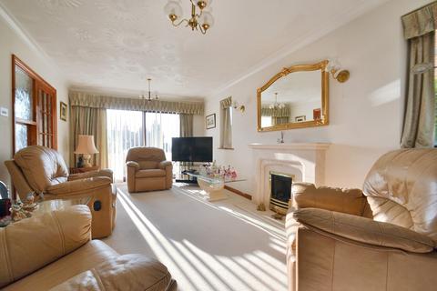 4 bedroom detached house for sale, Canford Heath West