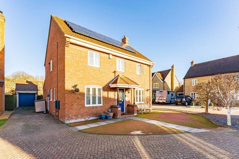 4 bedroom detached house for sale, Fritillary Drive, Wymondham