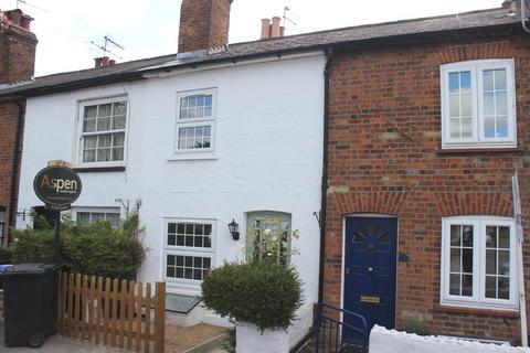 3 bedroom terraced house to rent, St Judes Road, Egham TW20