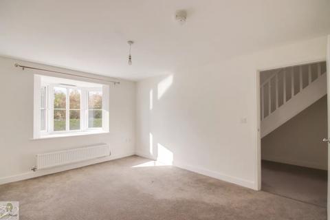 4 bedroom detached house to rent, 21 Till View, Stafford