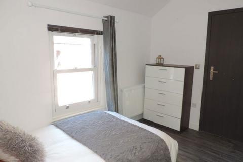 1 bedroom in a house share to rent, Room 4, Broadway, Peterborough, PE1 1SU