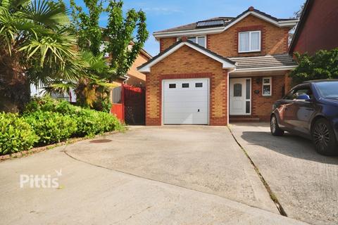 4 bedroom detached house to rent, Marlborough Close Ryde PO33