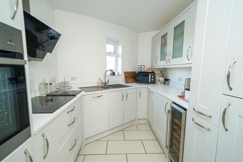 1 bedroom maisonette for sale, Church Road, Slapton, Leighton Buzzard