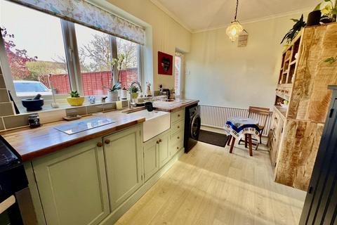 2 bedroom semi-detached house for sale, Geneva Road, Darlington