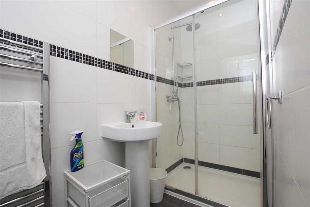 Shower room.JPG