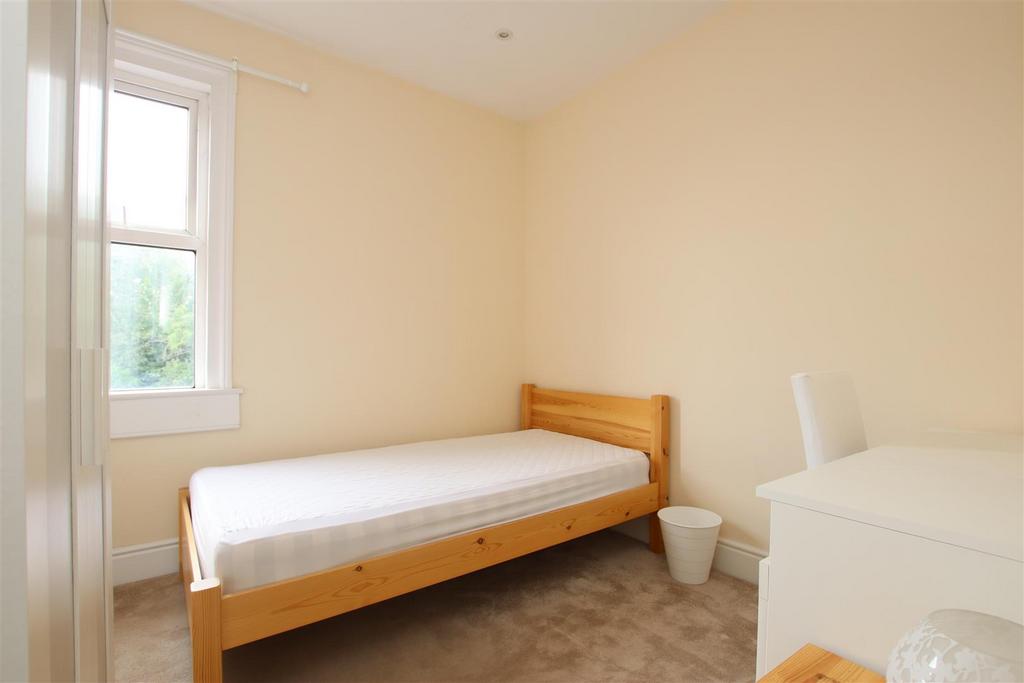 Bedroom.JPG