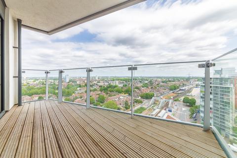 2 bedroom apartment to rent, Gateway Tower, Royal Victoria E16