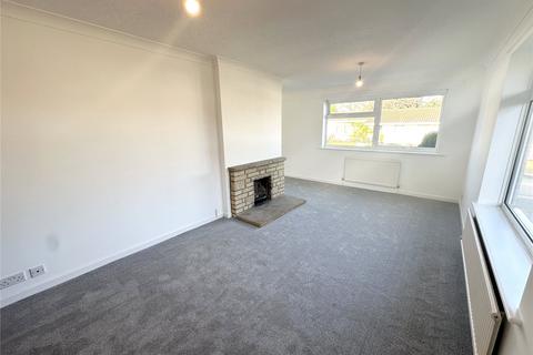 3 bedroom bungalow to rent, Broomfield Drive, Alderholt, Hampshire, SP6