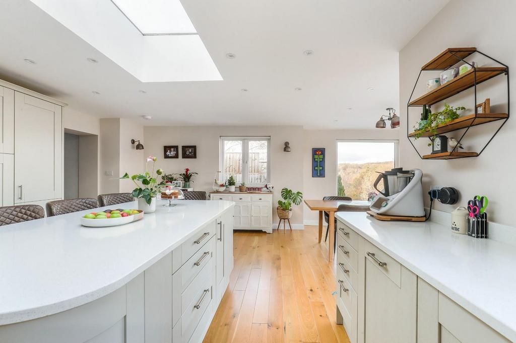1148938-sketch Ph43 5593763.jpg