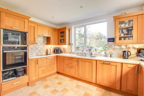 4 bedroom detached house for sale, Hinton Wood Avenue, Highcliffe, Christchurch, BH23