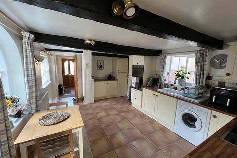 2 bedroom house to rent, Main Street, Fiskerton, Southwell