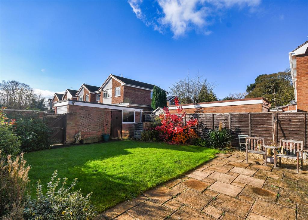 12 Hall Farm Road - Garden.jpg