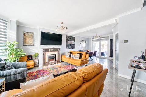 143 Wellington Road, East Ham, London, E6 6EB