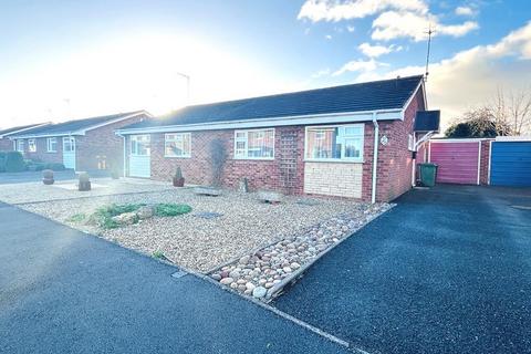 2 bedroom semi-detached bungalow for sale, Lingfield Road, Evesham