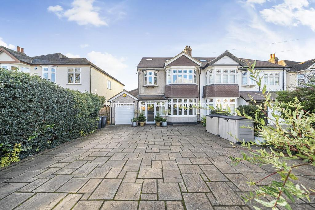 Coney Hill Road, West Wickham 4 bed semi-detached house - £950,000