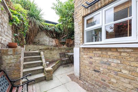 75a Reporton Road, London, SW6 7JP