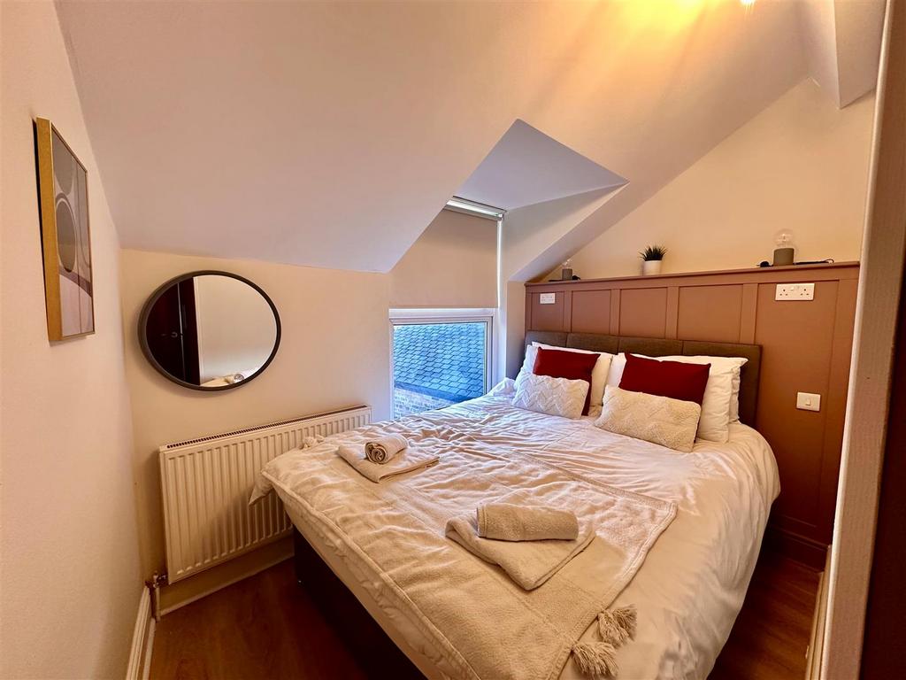 Bedroom.jpg