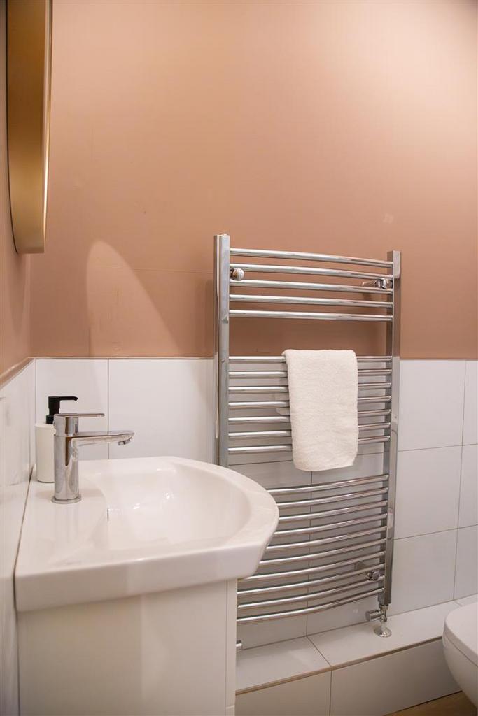 Bathroom .png
