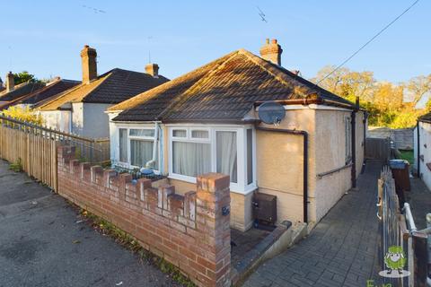 1 bedroom semi-detached bungalow for sale, Hamilton Road, Gillingham, Kent, ME7