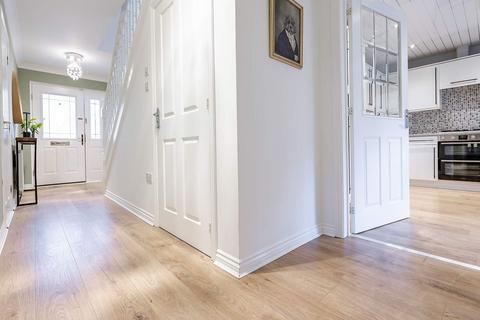 33 Blairhill View, Blackridge, Bathgate, EH48 3TR